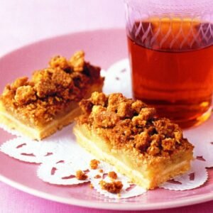 Apple Crumble Slice